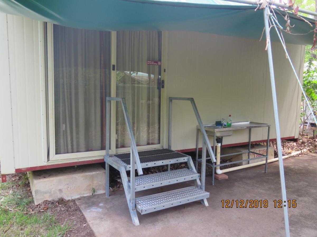 Batchelor Holiday Park Buitenkant foto